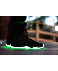 Deluxe Glow Light Up Sneakers